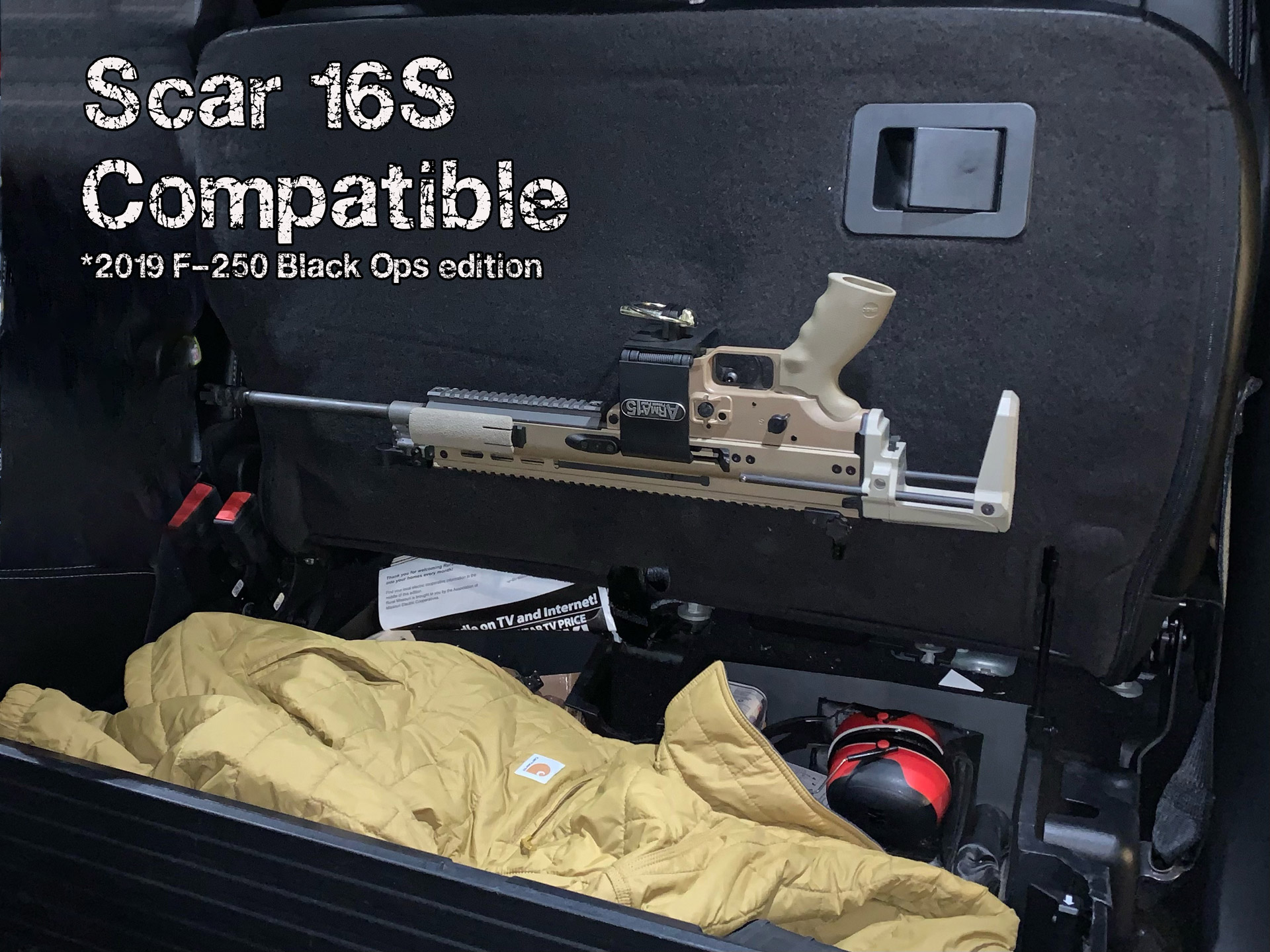 ARmA15 locking AR15 mount with SCAR-16 in Ford vehicle installation